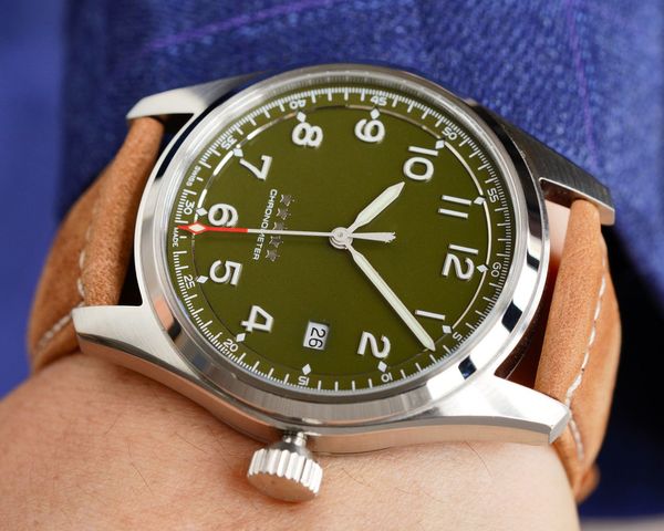 men's business watch 2824 automatic winding movement double-sided sapphire glass cowhide strap 316l stainless steel case, Slivery;brown
men's business watch 2824 automatic winding movement double-sided sapphire glass cowhide strap 316l stainless steel case, Slivery;brown