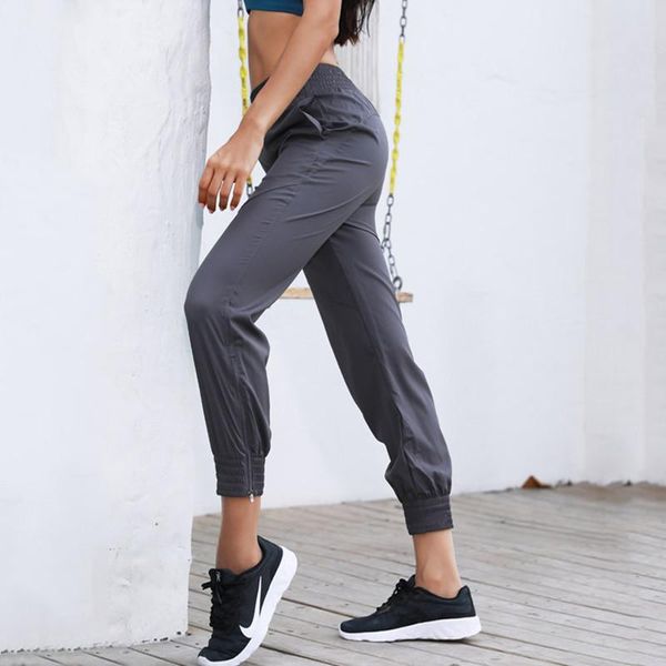spring high waist yoga pants women foot mouth zipper fitness loose leisure harlan bunch sweatpants running jogging pilates pants, White;red
spring high waist yoga pants women foot mouth zipper fitness loose leisure harlan bunch sweatpants running jogging pilates pants, White;red