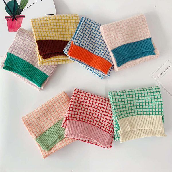 plaid scarf autumn winter korean children's thickened knitted shoulder protector for boys and girls, Blue;black
plaid scarf autumn winter korean children's thickened knitted shoulder protector for boys and girls, Blue;black
