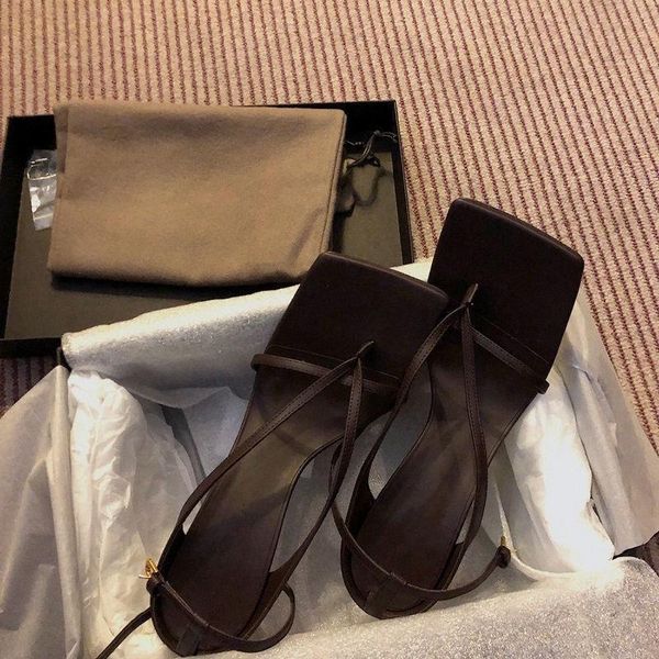 2021 new women sandals vintage wedge sandals buckle casual sewing women shoes female ladies platform retro sandalias plus size, Black
2021 new women sandals vintage wedge sandals buckle casual sewing women shoes female ladies platform retro sandalias plus size, Black