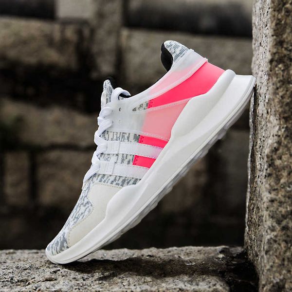 summer fashion running shoes sports casual men's flying mesh low versatile ultra light soft soletraining sneakers
summer fashion running shoes sports casual men's flying mesh low versatile ultra light soft soletraining sneakers