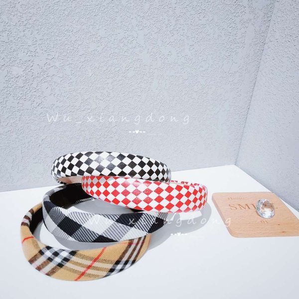 classic checkered sponge hoop elegant female out wide brimmed headband sweet, Black;brown
classic checkered sponge hoop elegant female out wide brimmed headband sweet, Black;brown