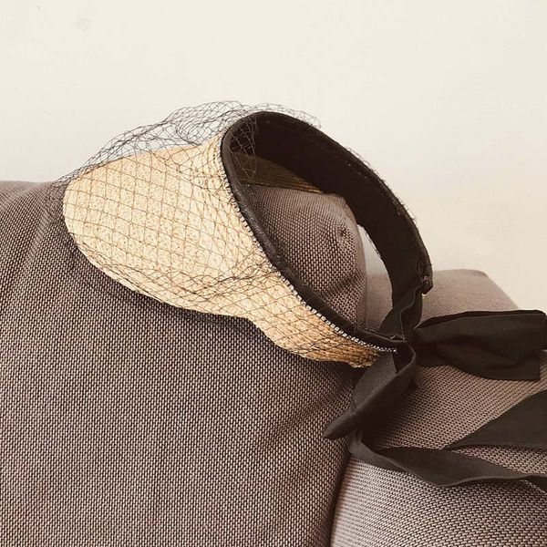 2021 new fashion women ultrabraid foldable summer sun visor fancy veil netting straw beach ladies ponytail raffia hat dgpf, Blue;gray
2021 new fashion women ultrabraid foldable summer sun visor fancy veil netting straw beach ladies ponytail raffia hat dgpf, Blue;gray