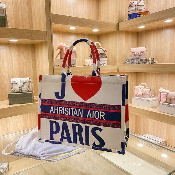 wallet hong kong bag women 2021 canvas tote atmospheric one shoulder messenger shopping embroidered fashion handbag, Red;black 
wallet hong kong bag women 2021 canvas tote atmospheric one shoulder messenger shopping embroidered fashion handbag, Red;black