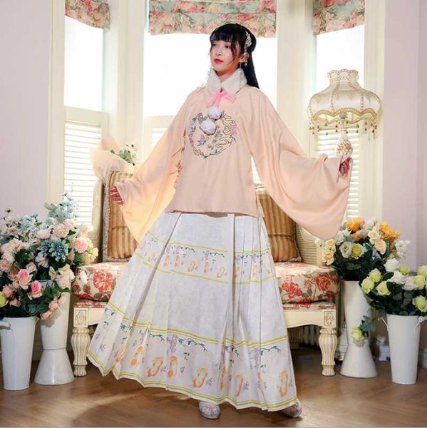 clothing sets autumn hanfu female ancient costume super fairy and ming system stand-up collar embroidery warmth long coat skirt, White
clothing sets autumn hanfu female ancient costume super fairy and ming system stand-up collar embroidery warmth long coat skirt, White