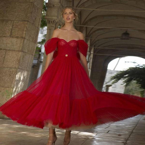 party dresses 2021 red off the shoulder prom mid length tulle polka dot arabic evening gown sashes celebrity dress, White;black
party dresses 2021 red off the shoulder prom mid length tulle polka dot arabic evening gown sashes celebrity dress, White;black