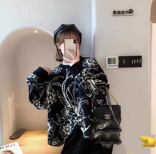 women's sweaters round neck irregular hem jacquard weave sweater for wear fall / winter 2021 pullover top, White;black
women's sweaters round neck irregular hem jacquard weave sweater for wear fall / winter 2021 pullover top, White;black