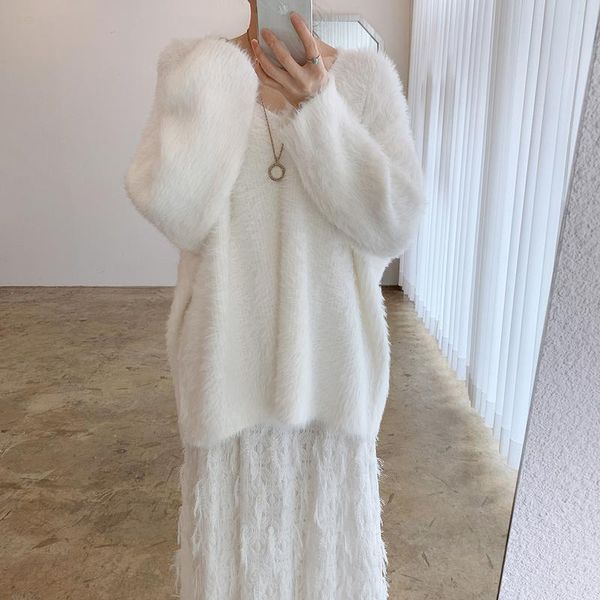 women's sweaters chic autumn winter oversized female retro cozy loose knitted pullovers v-neck pure color fuzzy fashion jumpers, White;black
women's sweaters chic autumn winter oversized female retro cozy loose knitted pullovers v-neck pure color fuzzy fashion jumpers, White;black