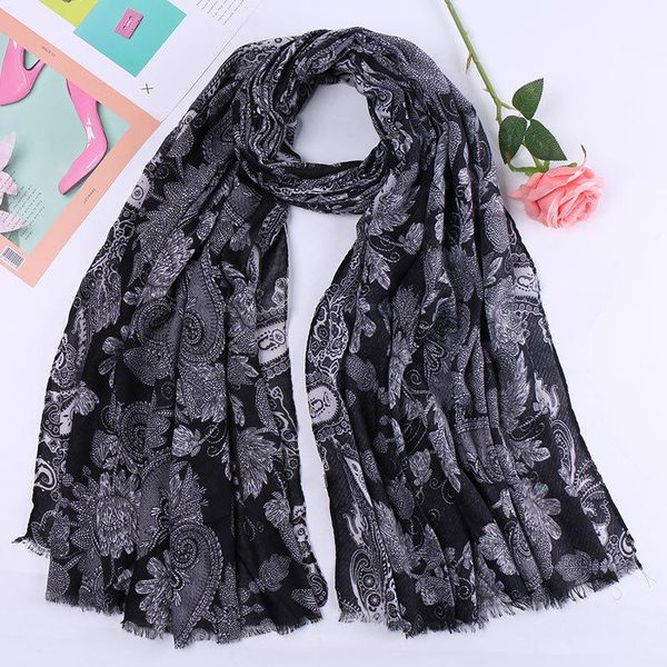 scarves spring and autumn dual-use scarf cotton linen printed roman cashew flower style four seasons present floral, Blue;gray
scarves spring and autumn dual-use scarf cotton linen printed roman cashew flower style four seasons present floral, Blue;gray