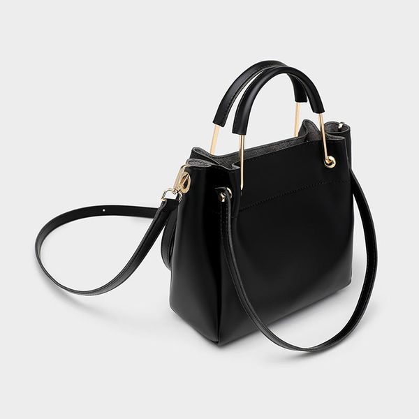 evening bags fashion trendy women's bag all-match in all seasons pu material explosive one-shoulder messenger bandolera
evening bags fashion trendy women's bag all-match in all seasons pu material explosive one-shoulder messenger bandolera