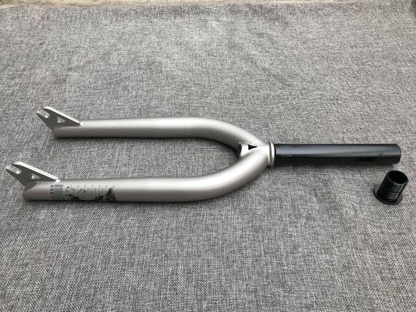 bike forks haro bmx fork heat treated 4130 crmo made in taiwan light grey
bike forks haro bmx fork heat treated 4130 crmo made in taiwan light grey