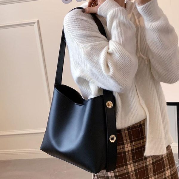 evening bags women fashion bucket bag women's simple style good quality pu leather shoulder handbags female casual large tote shopper
evening bags women fashion bucket bag women's simple style good quality pu leather shoulder handbags female casual large tote shopper
