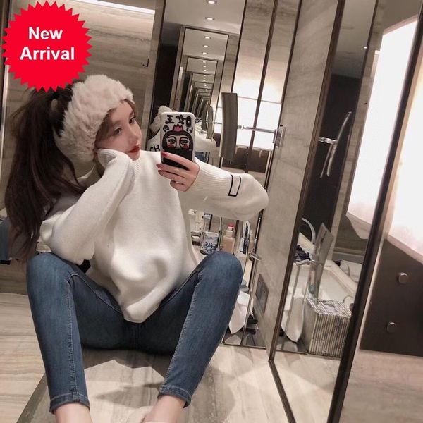 autumn winter 2021 brand new design fashion letter o-neck embroidered knitted wool blend sweater for women, White;black
autumn winter 2021 brand new design fashion letter o-neck embroidered knitted wool blend sweater for women, White;black