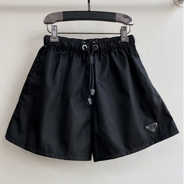 women's shorts designernylon standard 2023 women's shorts spring and summer new product drawstring elastic high waist casual loose, White;black
women's shorts designernylon standard 2023 women's shorts spring and summer new product drawstring elastic high waist casual loose, White;black