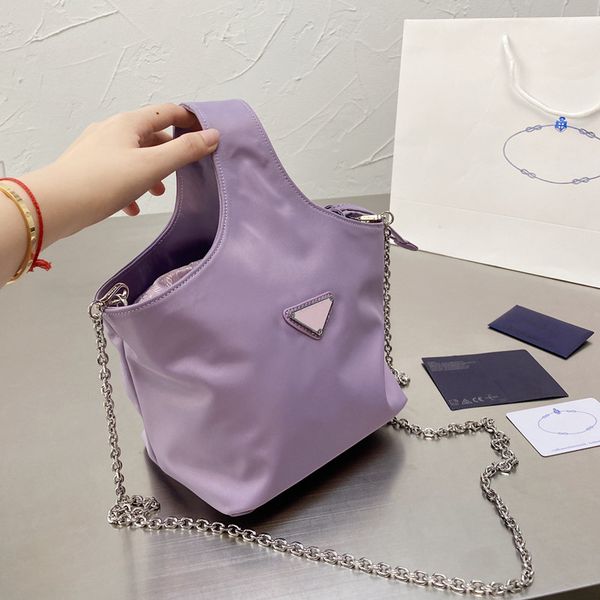 women shoulder bags 2021 autumn new high-quality solid nylon fashion ladies crossbody bag bucket-bags handbags high-capacity food basket siz
women shoulder bags 2021 autumn new high-quality solid nylon fashion ladies crossbody bag bucket-bags handbags high-capacity food basket siz