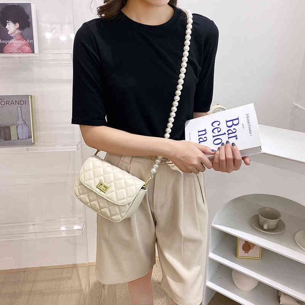 xiaoxiangfeng pearl chain small bag women's 2021 summer lingge single shoulder fashion messenger, Black;red
xiaoxiangfeng pearl chain small bag women's 2021 summer lingge single shoulder fashion messenger, Black;red
