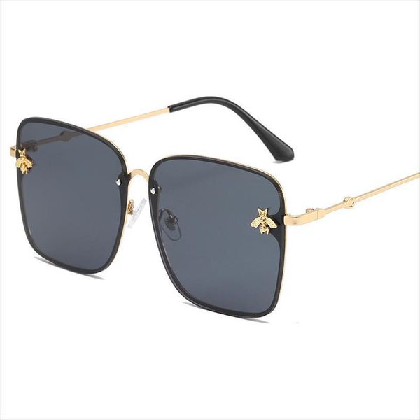 bee sunglasses female frame goggles big metal fashion trend travel beach glasses, White;black
bee sunglasses female frame goggles big metal fashion trend travel beach glasses, White;black