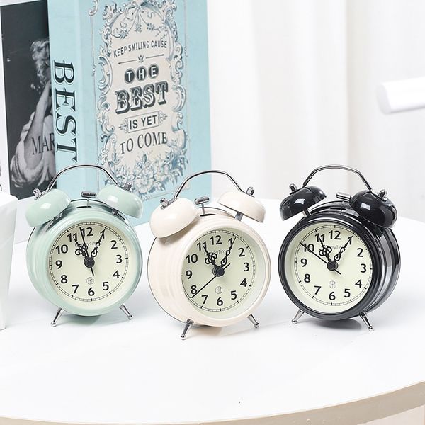 super loud ringing alarm bedroom small night light silent creative gift student bedside clock ornament
super loud ringing alarm bedroom small night light silent creative gift student bedside clock ornament