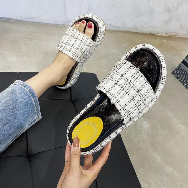 slippers plaid canvas sandals women summer fashion muffin shoes wear a word drag wild non-slip thick bottom z592, Black
slippers plaid canvas sandals women summer fashion muffin shoes wear a word drag wild non-slip thick bottom z592, Black