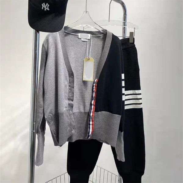 2022 spring new trendy tb french slim casual comfortable breathable contrast color grey cardigan, White
2022 spring new trendy tb french slim casual comfortable breathable contrast color grey cardigan, White