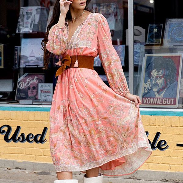 casual dresses boho chic summer vintage floral print midi dress women 2021 fashion pleated long sleeve tassel vacation style vestidos, Black;gray
casual dresses boho chic summer vintage floral print midi dress women 2021 fashion pleated long sleeve tassel vacation style vestidos, Black;gray