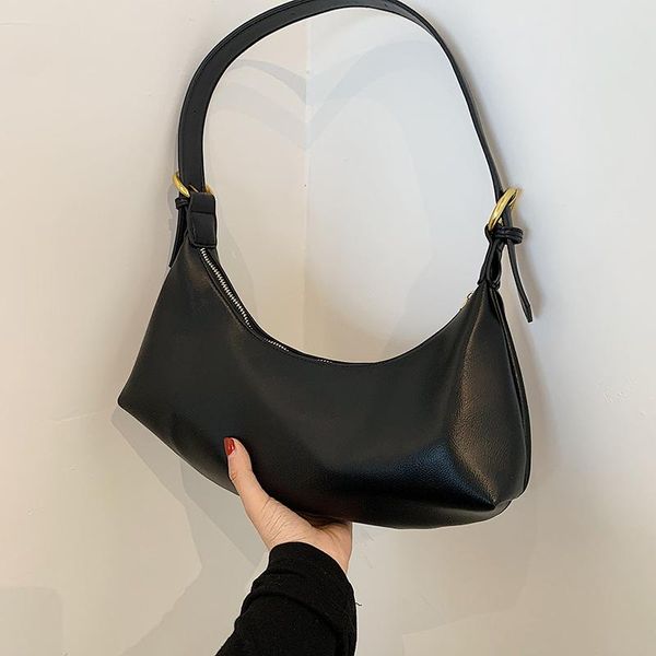 evening bags simple and versatile soft leather armpit bag 2021 fashion solid color one-shoulder messenger baguette
evening bags simple and versatile soft leather armpit bag 2021 fashion solid color one-shoulder messenger baguette