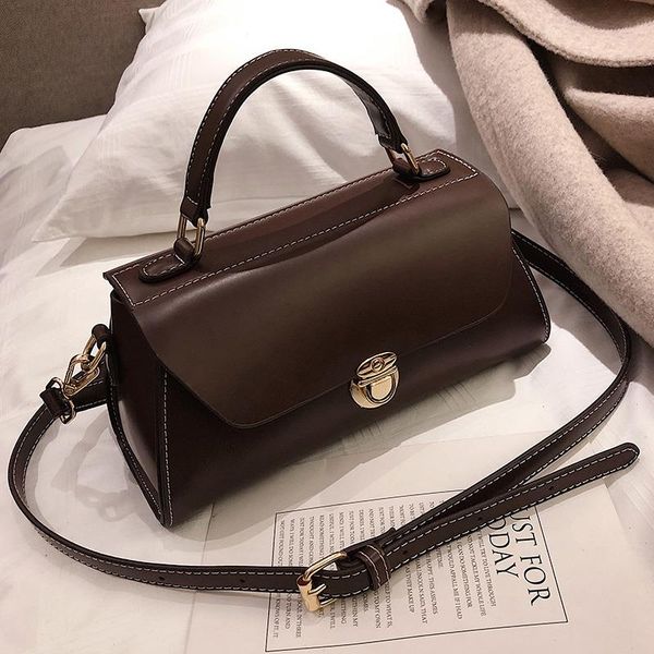 small fashion female vintage tote bag bag 2021 quality new handbag women's leather lock messenger pu purses shoulder cferb
small fashion female vintage tote bag bag 2021 quality new handbag women's leather lock messenger pu purses shoulder cferb