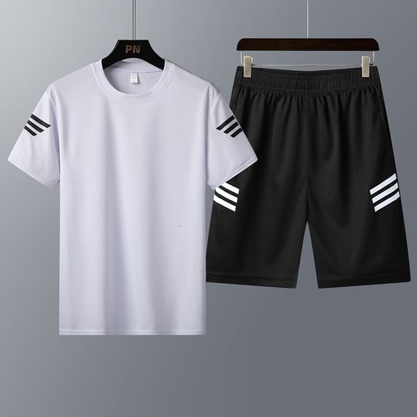 2021 young summer quick drying leisure sports suit men's short sleeved t-shirt shorts trend, Gray
2021 young summer quick drying leisure sports suit men's short sleeved t-shirt shorts trend, Gray