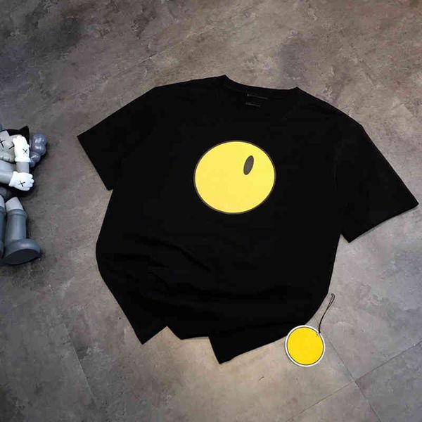 2022 factory wholesale new summer face print casual loose t-shirt men's and women's face short sleeved top, White
2022 factory wholesale new summer face print casual loose t-shirt men's and women's face short sleeved top, White