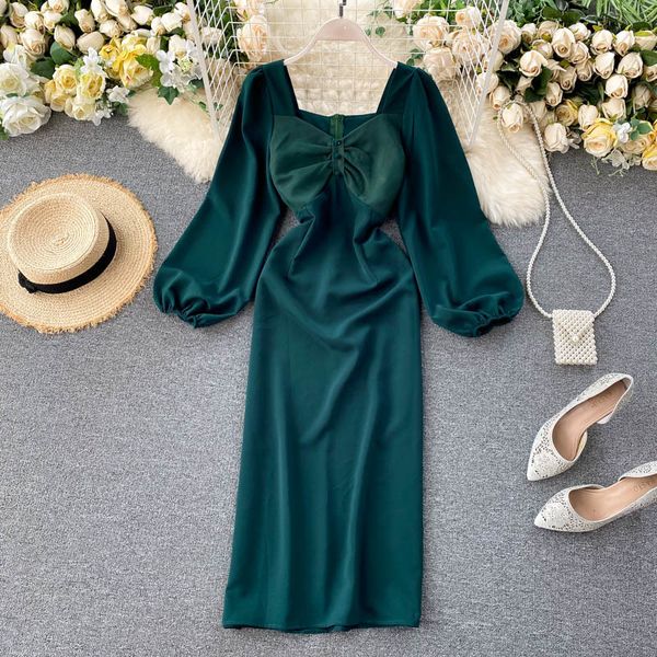 2021 vintage square collar long sleeve midi elegant high waist solid green/white/red party es female fashion robe c463, Black;gray
2021 vintage square collar long sleeve midi elegant high waist solid green/white/red party es female fashion robe c463, Black;gray