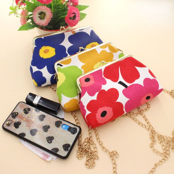 small fresh cloth women's wallet long hand mobile phone bag canvas print coin purse with hasp, Red;black
small fresh cloth women's wallet long hand mobile phone bag canvas print coin purse with hasp, Red;black