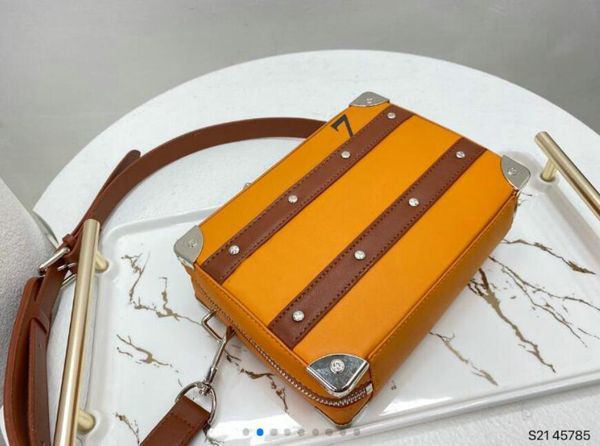 designer petite malle shoulder bags fashion totes crossbody bag women strap fashion purses womens box handbags removable m45571 m45531
designer petite malle shoulder bags fashion totes crossbody bag women strap fashion purses womens box handbags removable m45571 m45531