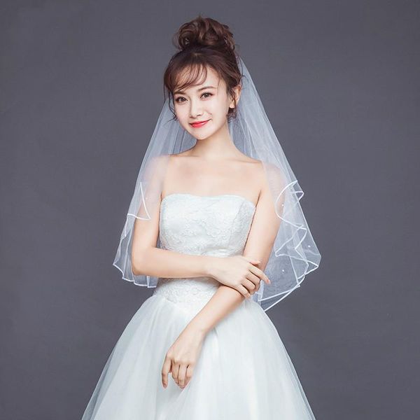 bridal veils 2021 two-layer pearl white beautiful bride veil simple wedding voile mariage with comb woman's accesories, Black
bridal veils 2021 two-layer pearl white beautiful bride veil simple wedding voile mariage with comb woman's accesories, Black