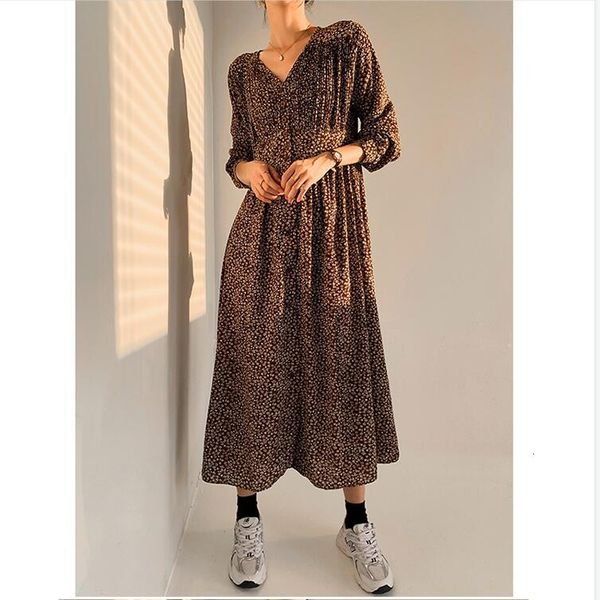 2021 new spring v floral cleavage patterned at knee height split in long sleeve casual autumn single breasted boho dress zy9e, White
2021 new spring v floral cleavage patterned at knee height split in long sleeve casual autumn single breasted boho dress zy9e, White