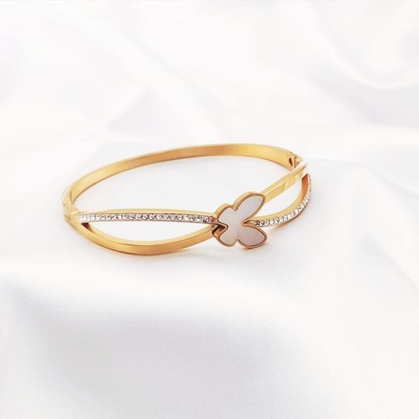 bangle korean titanium steel golden rose gold butterfly bracelet female simple fashion all-match jewelry gift, Black
bangle korean titanium steel golden rose gold butterfly bracelet female simple fashion all-match jewelry gift, Black