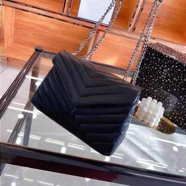 genuine with in 000 handbag comes leather boxed woc chain. laon designer classic handies high-quality girl handbags shoulder fashid lux ubxw
genuine with in 000 handbag comes leather boxed woc chain. laon designer classic handies high-quality girl handbags shoulder fashid lux ubxw