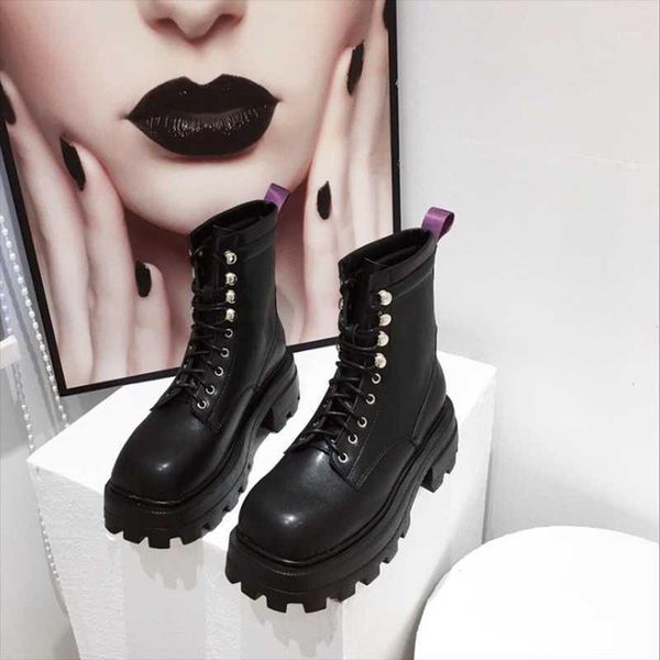 boots 2021 genuine ladies lace up low heel ankle for female casual shoes woman's leather short bota1, Black
boots 2021 genuine ladies lace up low heel ankle for female casual shoes woman's leather short bota1, Black