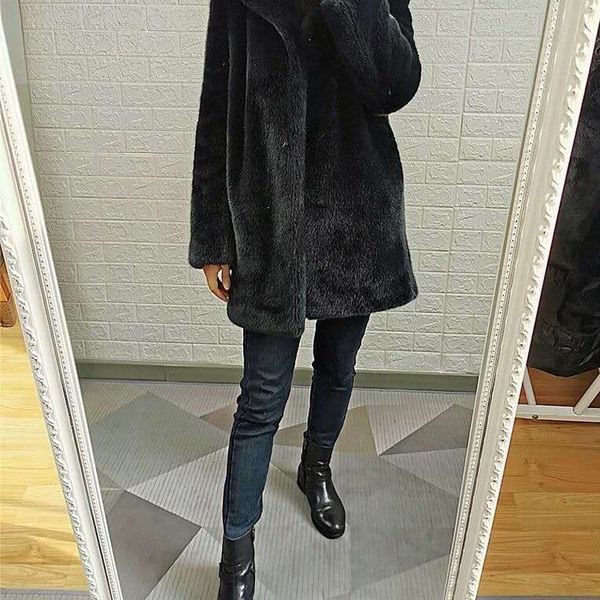 2021 new winter warm faux coats jackets women furry fake fur cropped jacket turn down collar button cardigan overcoat uqh2, Black
2021 new winter warm faux coats jackets women furry fake fur cropped jacket turn down collar button cardigan overcoat uqh2, Black
