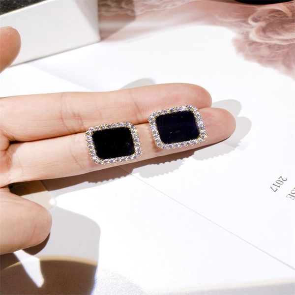 stud mfy luxury bling iced out mirco paved zircon geometric square earrings for women girl party wedding fashion jewelry, Golden;silver
stud mfy luxury bling iced out mirco paved zircon geometric square earrings for women girl party wedding fashion jewelry, Golden;silver
