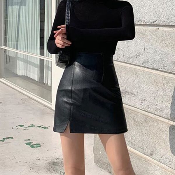 gothic black basic mini skirt for women streetwear punk style pu leather split skirt e girl 90s outfits mujer faldas
gothic black basic mini skirt for women streetwear punk style pu leather split skirt e girl 90s outfits mujer faldas