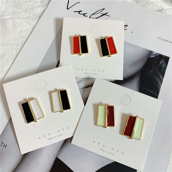 hbp fashion south korea east gate simple cool wind contrast color metal oil s925 silver needle earrings women's 2021 new trend
hbp fashion south korea east gate simple cool wind contrast color metal oil s925 silver needle earrings women's 2021 new trend