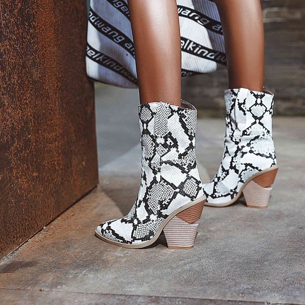 dress shoes pointed toe ankle boots for women autumn winter cowboy wedge high heel snake print western cowgirl at7g, Black
dress shoes pointed toe ankle boots for women autumn winter cowboy wedge high heel snake print western cowgirl at7g, Black