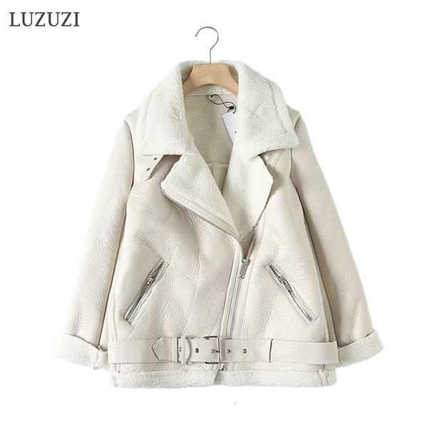 2021 new beige women's sheep coat fur faux leather turn down collar ladies winter thick warm oversized jacket ea41, Black
2021 new beige women's sheep coat fur faux leather turn down collar ladies winter thick warm oversized jacket ea41, Black