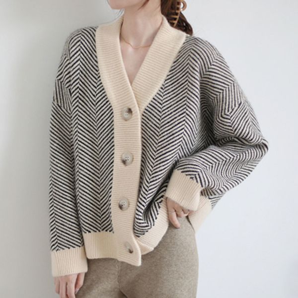 women's sweaters retro cardigan knitted with long sleeve, loose jacket striped thick casual jacket, for spring and autumn, korea, 373e, White;black
women's sweaters retro cardigan knitted with long sleeve, loose jacket striped thick casual jacket, for spring and autumn, korea, 373e, White;black