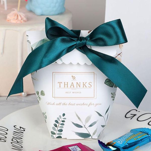 gift wrap 5pc packaging box party present flower boxes wedding favor for candy cake boite dragees bonbonniere babyshower sweet
gift wrap 5pc packaging box party present flower boxes wedding favor for candy cake boite dragees bonbonniere babyshower sweet