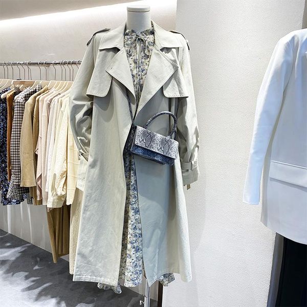 2021 new korean version of hepburn wind mid-length windbreaker women's spring and autumn clothes loose wild coat coat fashion, Tan;black
2021 new korean version of hepburn wind mid-length windbreaker women's spring and autumn clothes loose wild coat coat fashion, Tan;black