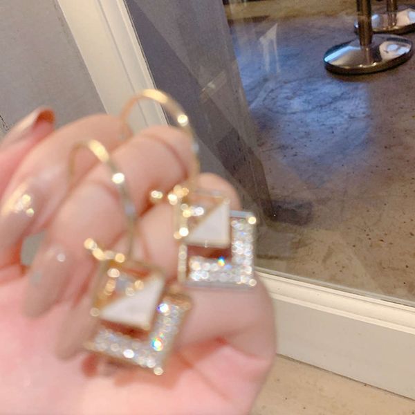 style exaggerated earrings temperament long face thin earrings simple women
style exaggerated earrings temperament long face thin earrings simple women