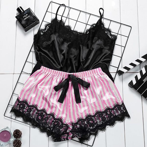 womens sleepwears lingerie women striped satin silk lace sleepwear floral v neck sleeveless bell nightwear shorts pajamas set, Black;red
womens sleepwears lingerie women striped satin silk lace sleepwear floral v neck sleeveless bell nightwear shorts pajamas set, Black;red