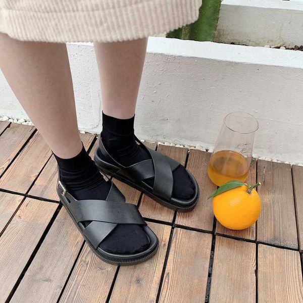 summer non-slip sandals woman retro female beach flat sandalias for ladies design casual one word buckle women shoes 210611, Black
summer non-slip sandals woman retro female beach flat sandalias for ladies design casual one word buckle women shoes 210611, Black