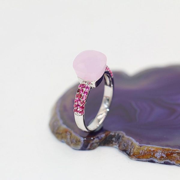 wedding rings 2021 fashion summer stlye jewelry of pink crystal with red zircon 18k white gold plated ring for festival gift, Slivery;golden
wedding rings 2021 fashion summer stlye jewelry of pink crystal with red zircon 18k white gold plated ring for festival gift, Slivery;golden